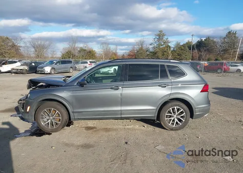 2019 Volkswagen Tiguan 2.0T Se/2.0T Sel/2.0T Sel R-Line/2.0T Sel R-Line Black from USA, damaged, VIN 3VV2B7AX0KM149601